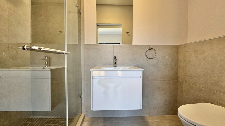 2 Bedroom Property for Sale in Gordons Bay Central Western Cape